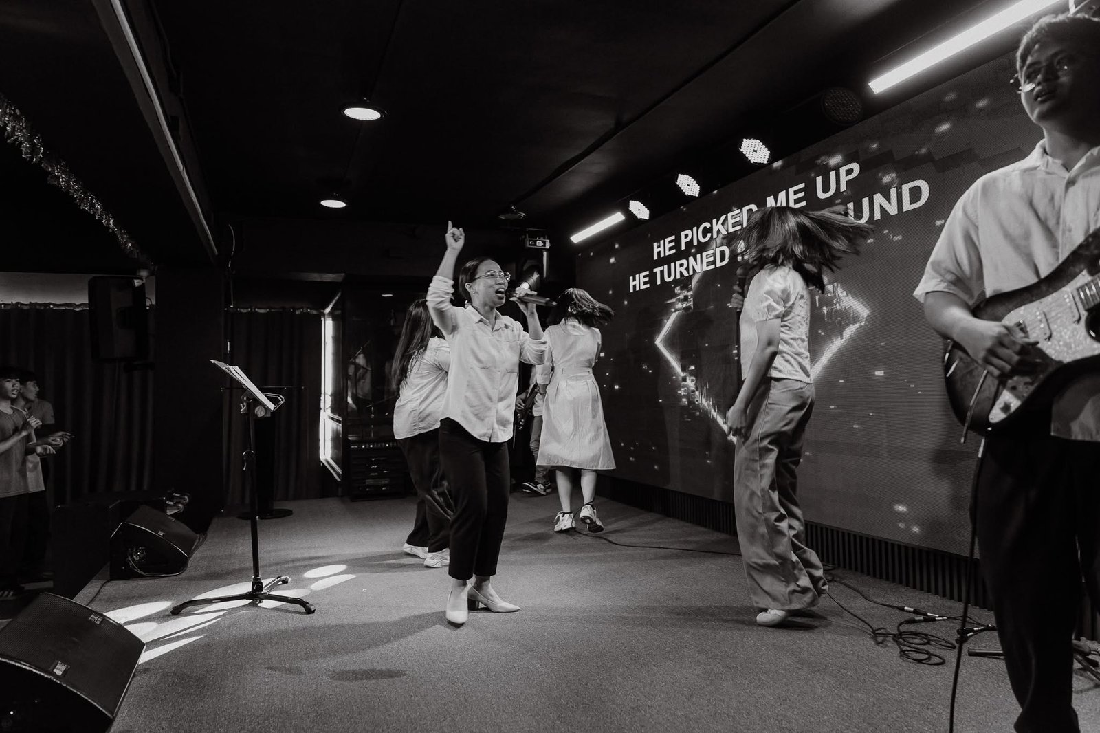 Light Church Olongapo worship team on stage